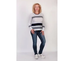 Джемпер NITA Л 754-19 белый +темно-синий Джемпер NITA Л 754-19 белый +темно-синий